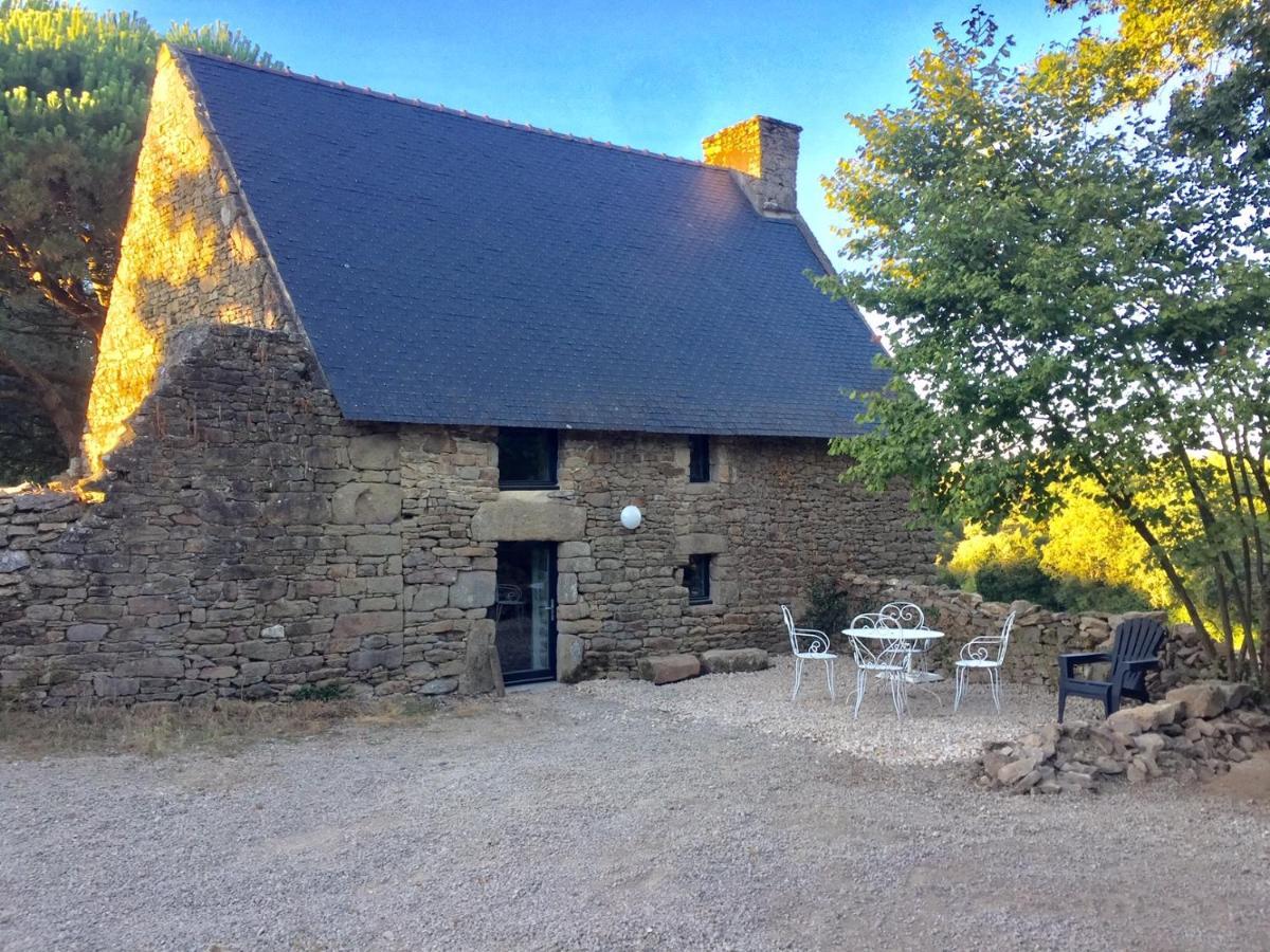 Gite Au Calme 2 A 6 Personnes Dans Un Paysage Totalement Paisible -Plages A 22 Min- Quite Cottage 2 To 6 Persons In Total Peaceful Landscape -Beaches At 22 Min- Landevant Exterior photo