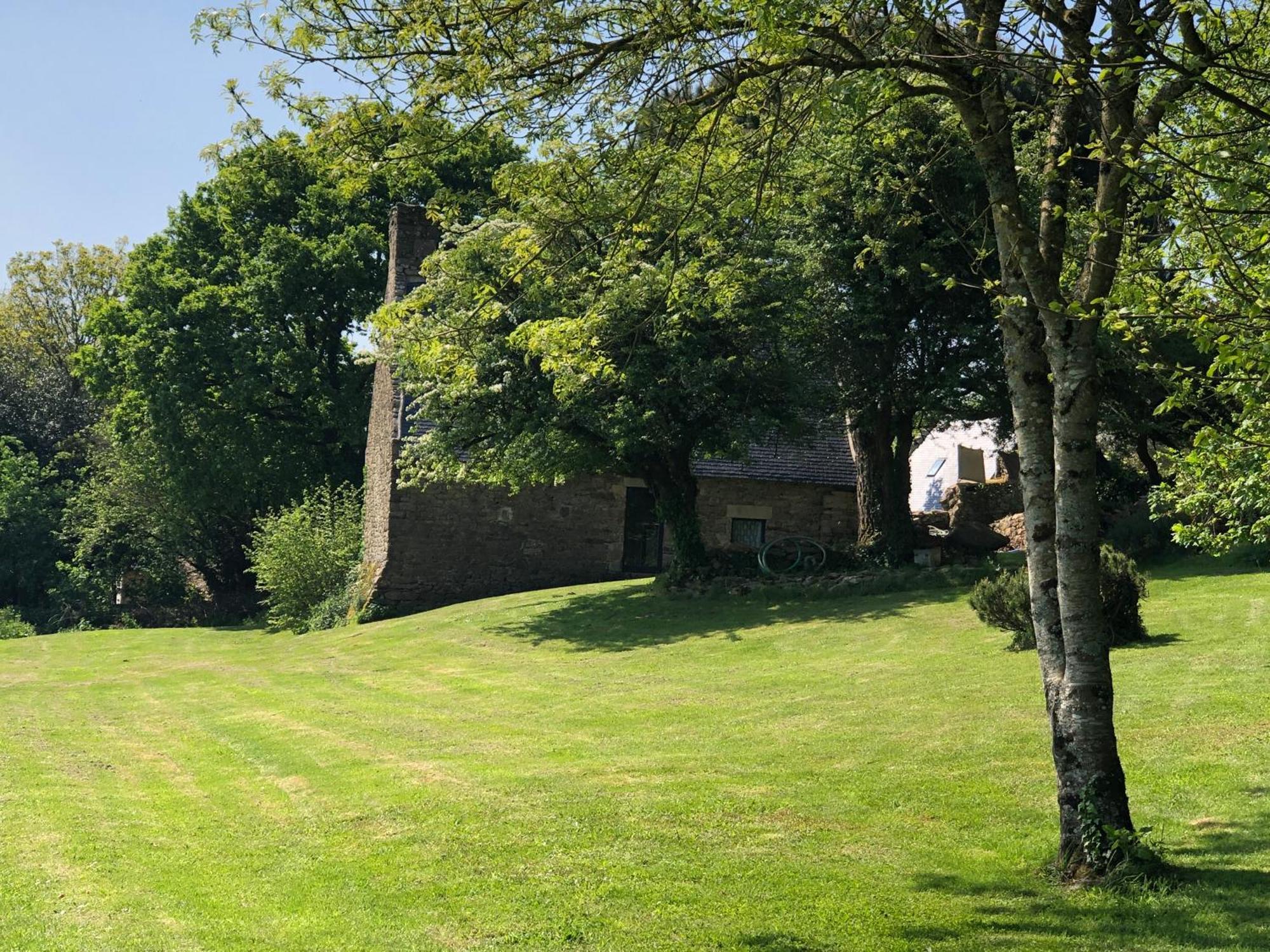 Gite Au Calme 2 A 6 Personnes Dans Un Paysage Totalement Paisible -Plages A 22 Min- Quite Cottage 2 To 6 Persons In Total Peaceful Landscape -Beaches At 22 Min- Landevant Exterior photo